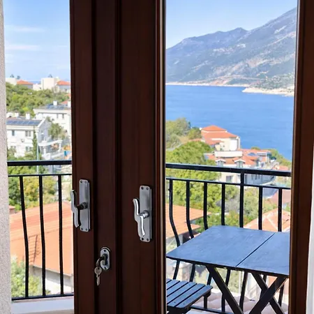 Noa Amazing Sea View Villa *