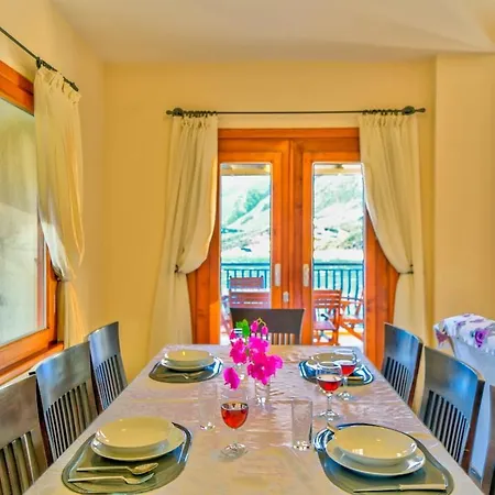 Noa Amazing Sea View 卡斯