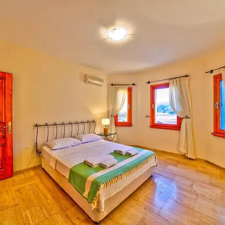 Noa Amazing Sea View 卡斯